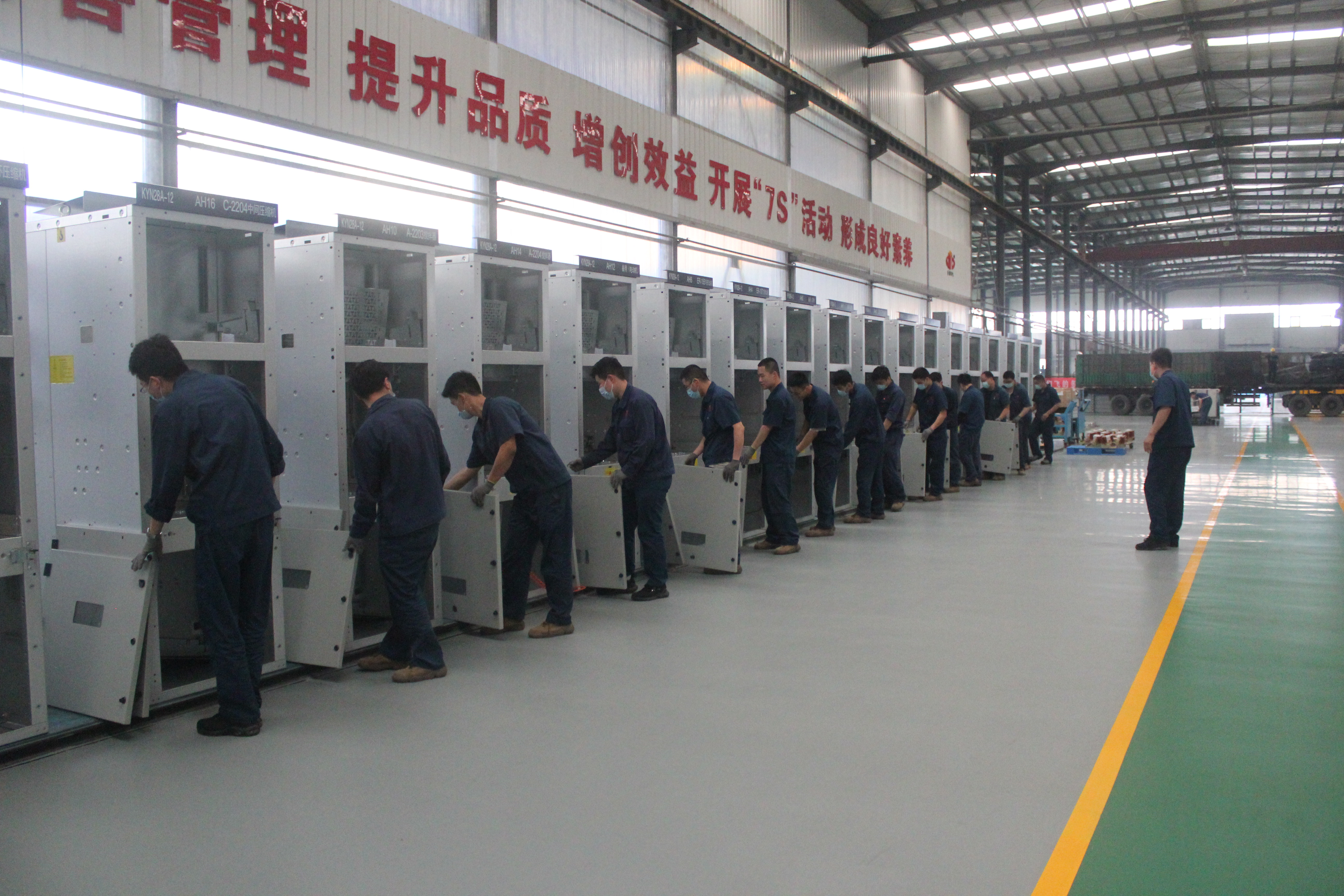 巨能电气总装车间举办六月份技术比武活动